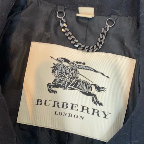 Burberry Cashmere/Wool blend Knee Length Trench. - Picture 4 of 12